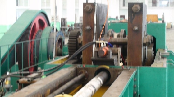 Machines de laminoir à froid d'acier au carbone de 5 rouleaux pour faire le tube sans couture